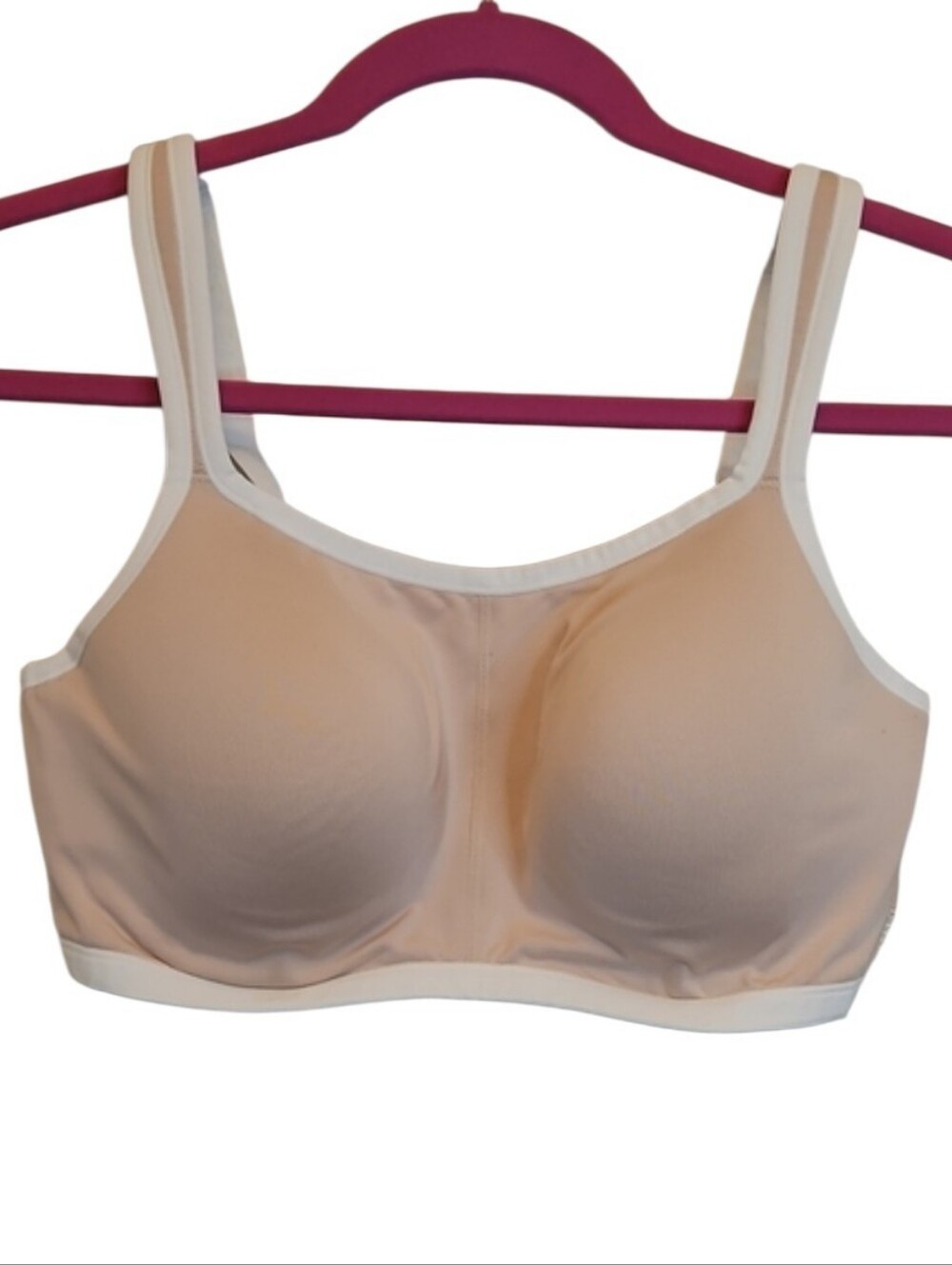Natori Yogi Contour Convertible Sports Bra          Size 36D